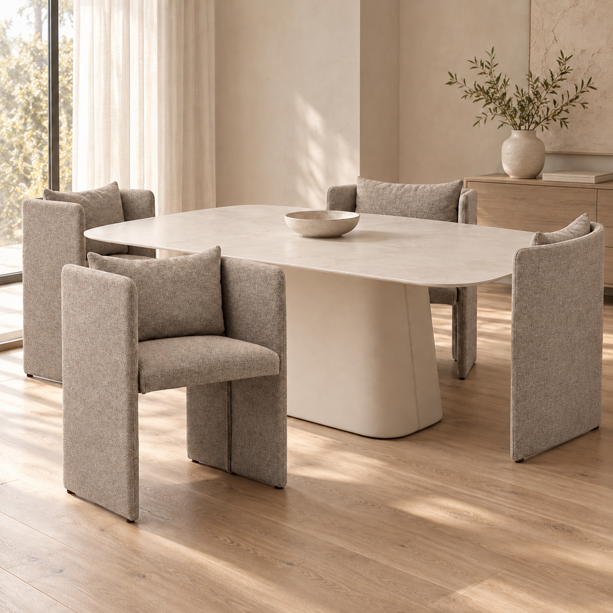 Lanott Nido dining chair DC117 in MD-14, dining scene