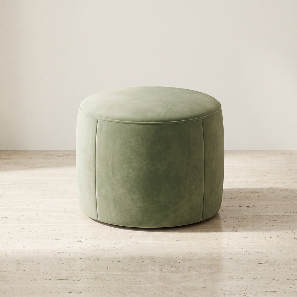 Pouf P104 three-quarter view on white background
